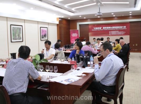 “克隆宾杯”第四届烟台国际葡萄酒大赛现场
