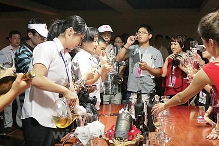 河北昌黎葡萄酒质量大赛引发深层思考