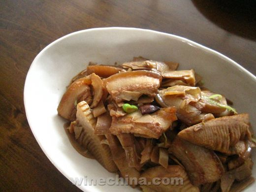 之味菜谱(129):马丁庄园赤霞珠干红配毛笋烧花肉