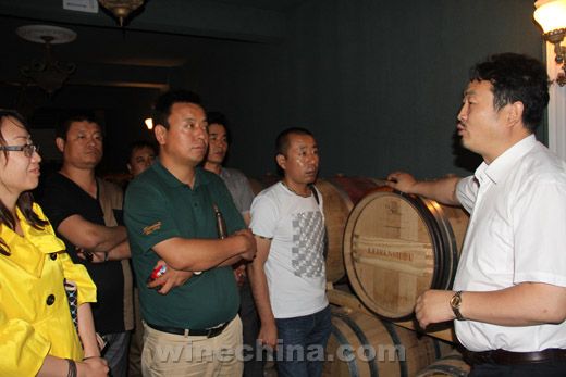 “心灵呼吸—曼妙的类人首酒庄之旅”喜迎宾客