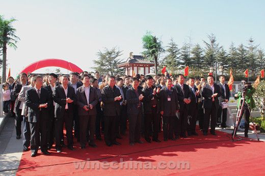 �й�������������ʢ�����ƽ����й���ׯ�ƴ��·�չ��̳���ʢ�����