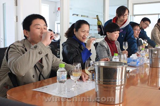 寻觅海岸风味的特色葡萄酒