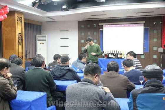 On the afternoon of Jan.10th,PUCUI (China) Fine Wine Alliance held wine tasting in Changsha Tianfu Club.