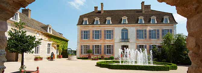 Chateau de Pommard Sold to U.S. Entrepreneur 