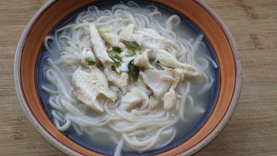  (210) Grace Vineyard 2015 New Year Wine Pairs Fish Noodles 