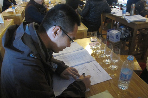 河南省葡萄酒品评职业技能竞赛在偃师举行