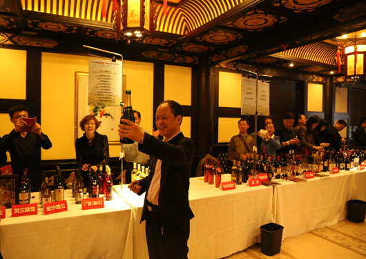 Chinese Fine Wines Tasting Grandly Held in Chengdu 