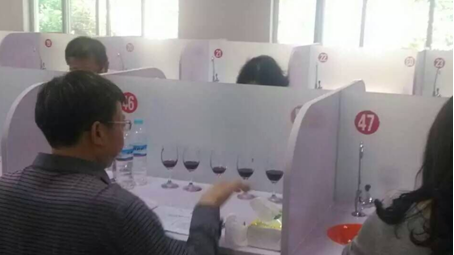 蓬莱产区在“2015山东高性价比地产葡萄酒”品评赛中脱颖而出
