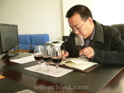 Chinese Winemakers (64)Niu Yulin:Make Wines in Mogao