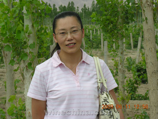Chinese Winemakers (65) Cui Caihong: Make Wine With Life
