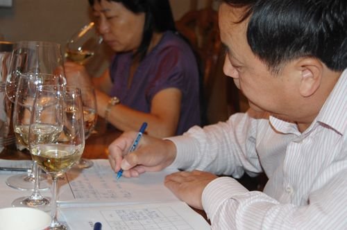 郭松泉:葡萄酒“保质期”的真相