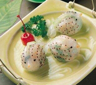 当葡萄酒遇上客家美食(连城鱼饺)