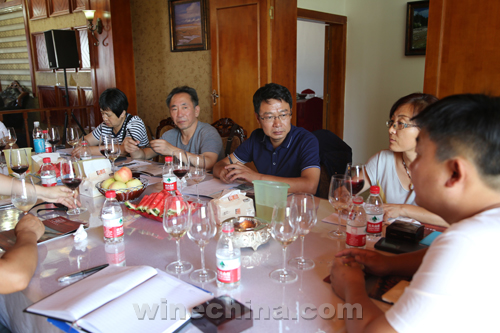 中葡网丝路行(6)国菲酒庄:博湖北岸的一颗新星