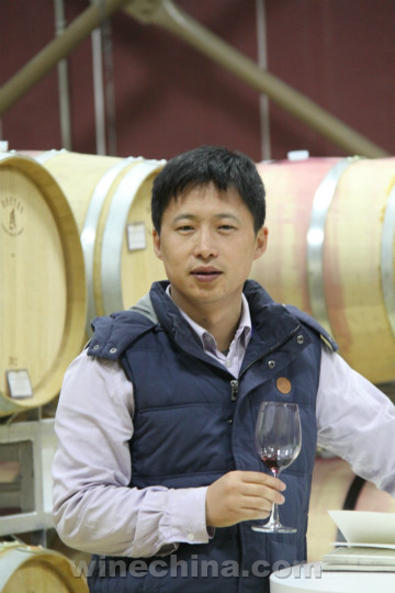 Chinese Winemakers (70)Zhao Desheng:Winemaker's Cycle