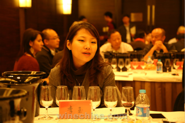 2015中国优质葡萄酒挑战赛评委名单公布