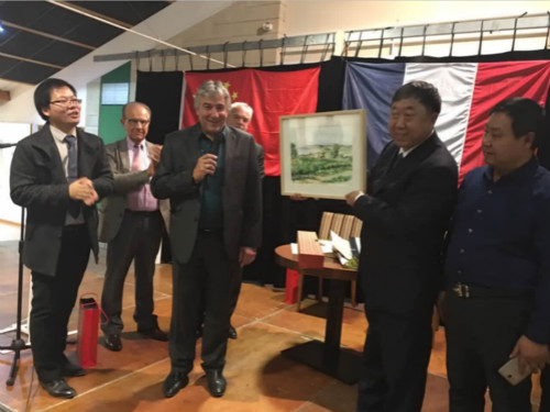 中法葡萄酒实验区合作项目在法国波尔多市成功签约