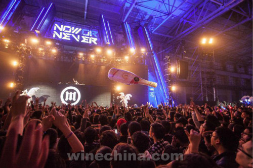 ��ķ�����Ƴ������ɶԽ�ƿװ