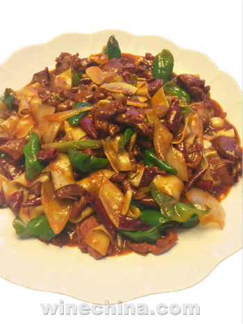 之味菜谱(231):戎子桃红鲜酒配宁夏炒牛肉