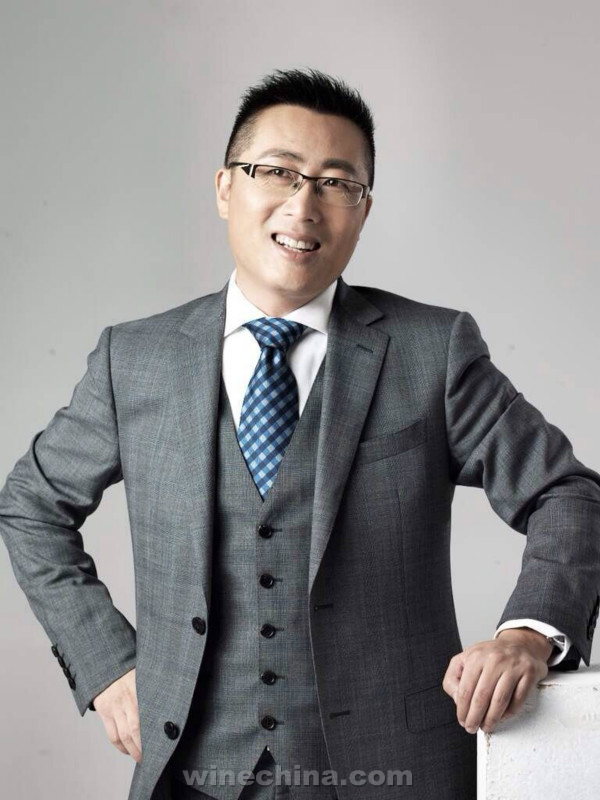 �����׸����Ѿ�CMOƷ��Ӫ���γ̷���