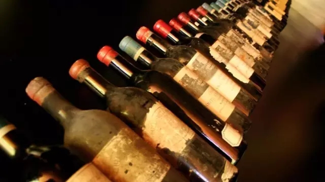 【葡萄架下】《关于葡萄酒的100个词》·紧涩+法定采收期