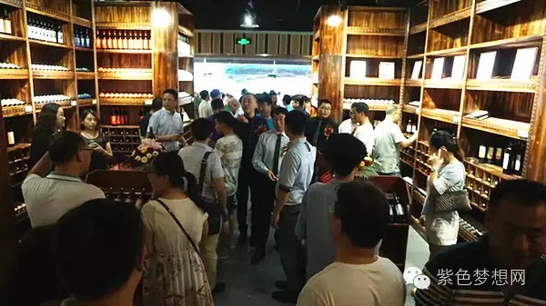 贺兰山东麓葡萄酒品鉴中心(昆山店)开业