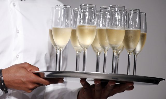 Sparkling Wine Sales Up 80% In UK