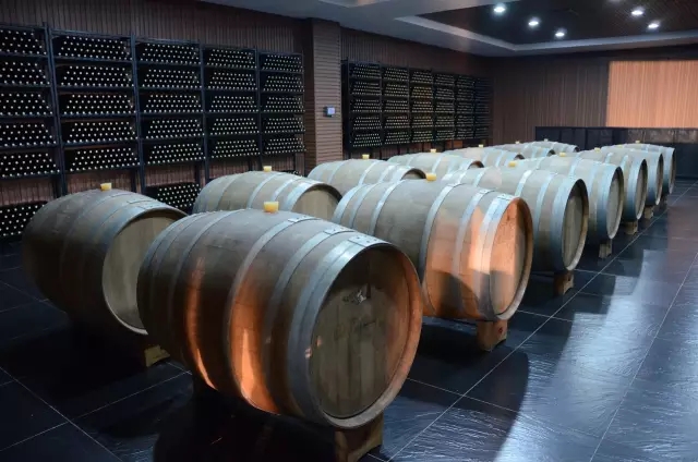 你能分清楚葡萄酒的陈年和陈酿吗?