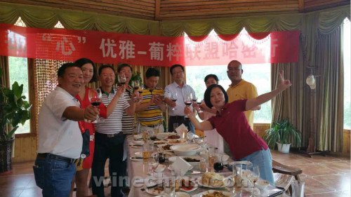湖南川渝商会醉美新疆行圆满结束