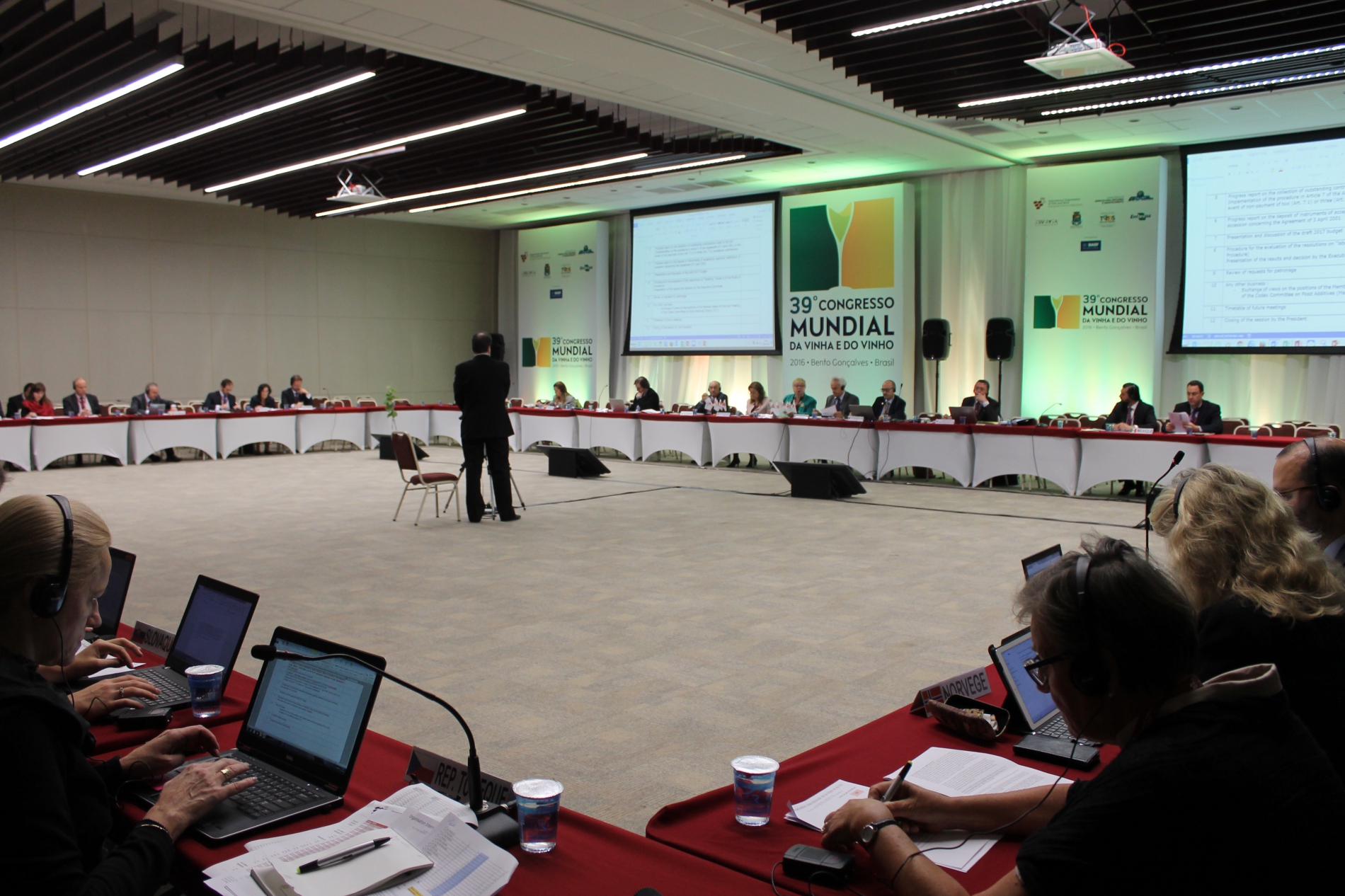Summary of resolutions adopted in 2016 by the 14th OIV General Assembly
