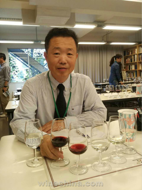 2016中国优质葡萄酒挑战赛评委公布