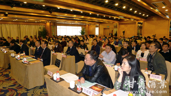葡萄酒产业协会精英大咖齐聚金城共谋发展大计