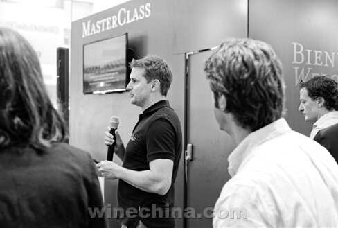 阳光酒庄携手赫侬酒庄共同亮相2017波尔多酒展