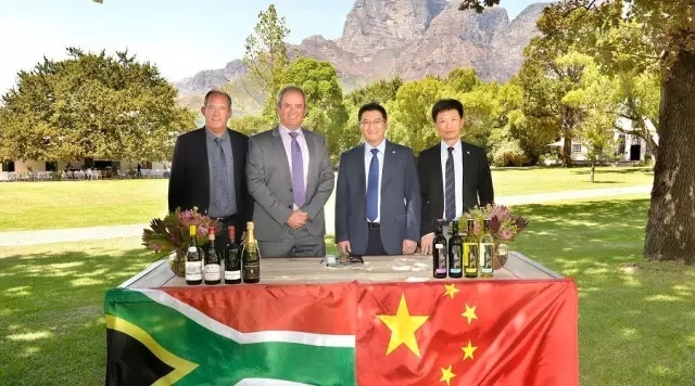 中粮名庄荟与南非DGB (德宝)签署独家代理框架协议