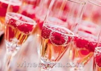 【好酒·好器】⑫蔓越橘酒,女性饮品的不二选择