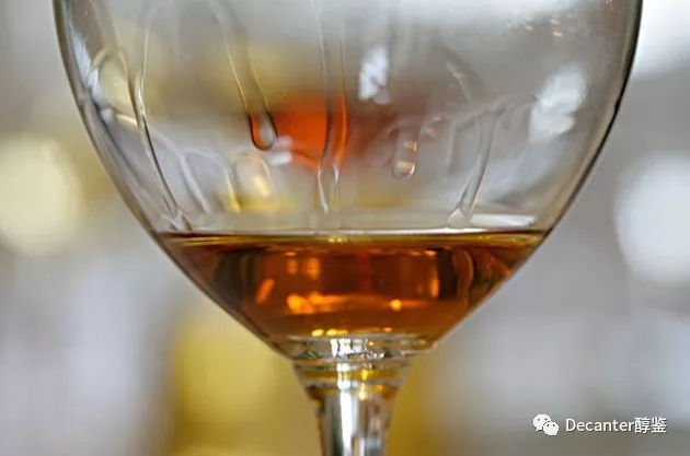 眼见为虚:如何理解酒标上的酒精度?