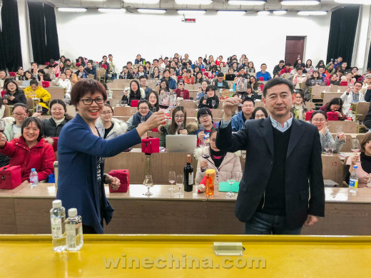 李德美教授农大开讲《中国的马瑟兰》
