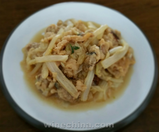 【之味菜谱】(267)中餐配国酒:白菜烧鱼干·配波龙堡有机干白葡萄酒