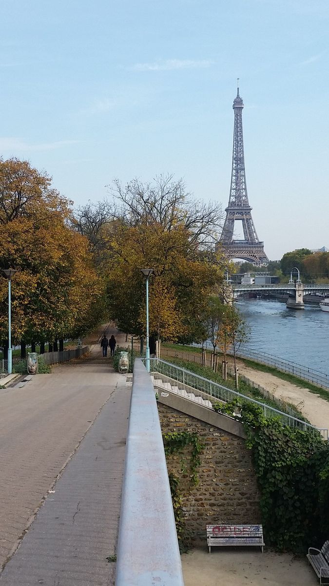 Tour de Paris 2ƶLa Tour Eiffel