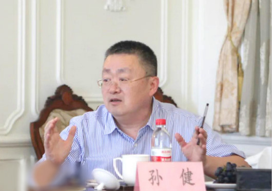 烟台张裕老总_烟台张裕图片(3)