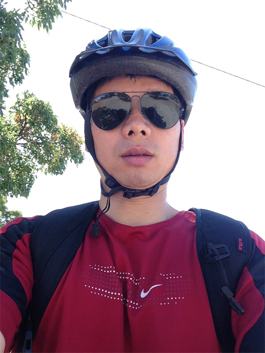 在澳洲葡萄园 骑自行车穿行.jpg