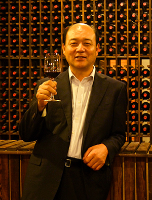内蒙古汉森酒业集团有限公司董事长、总经理